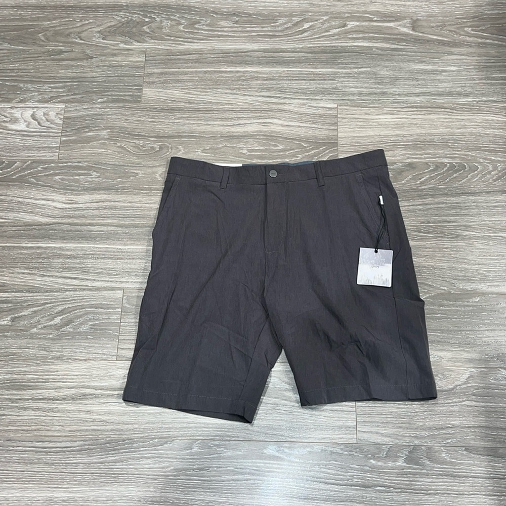Onia versatility shorts. Size 34. NWT
